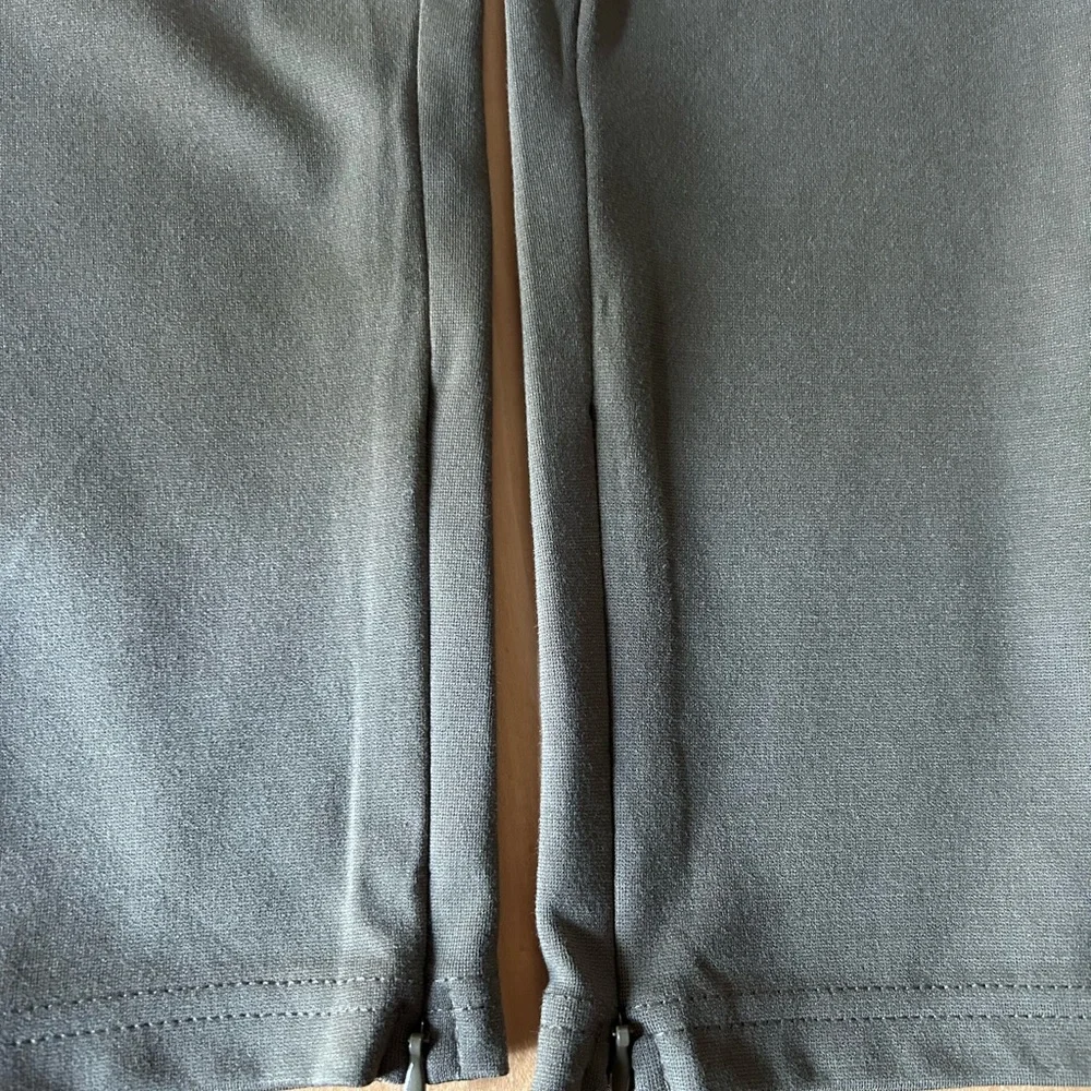 Fabletics Ponte Skinny Zip-Split High Rise Pants - Picture 7 of 7